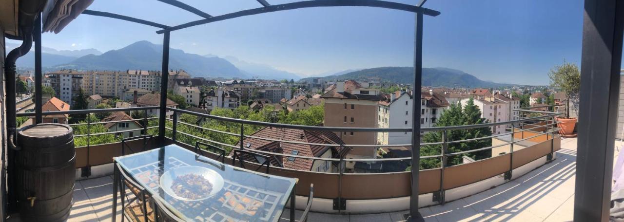 Appartement Penthouse Flat South-Facing Terrace - Welkeys à Annecy Extérieur photo